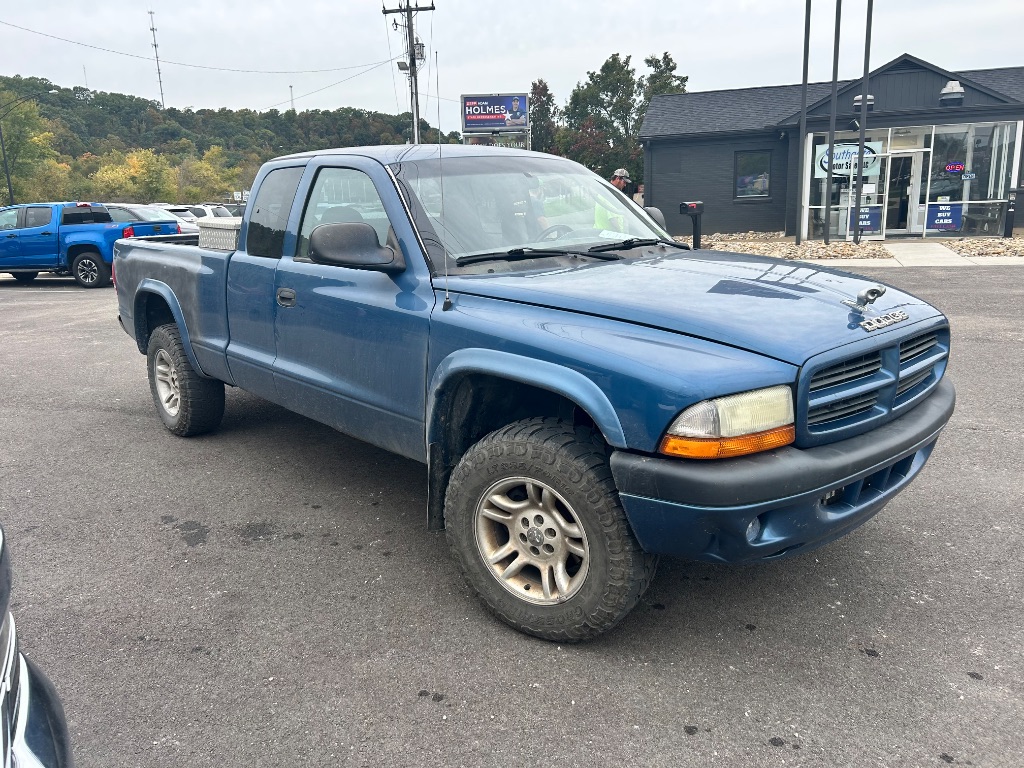 2003 Dodge Dakota - $3,291