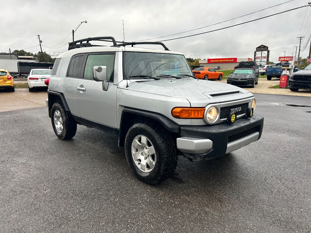 2007 Toyota FJ Cruiser - $13,991