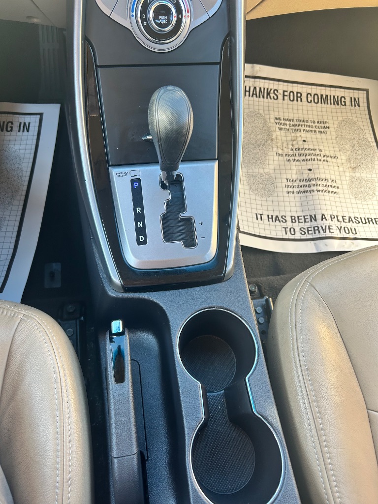 2013 Hyundai Elantra - $9,391