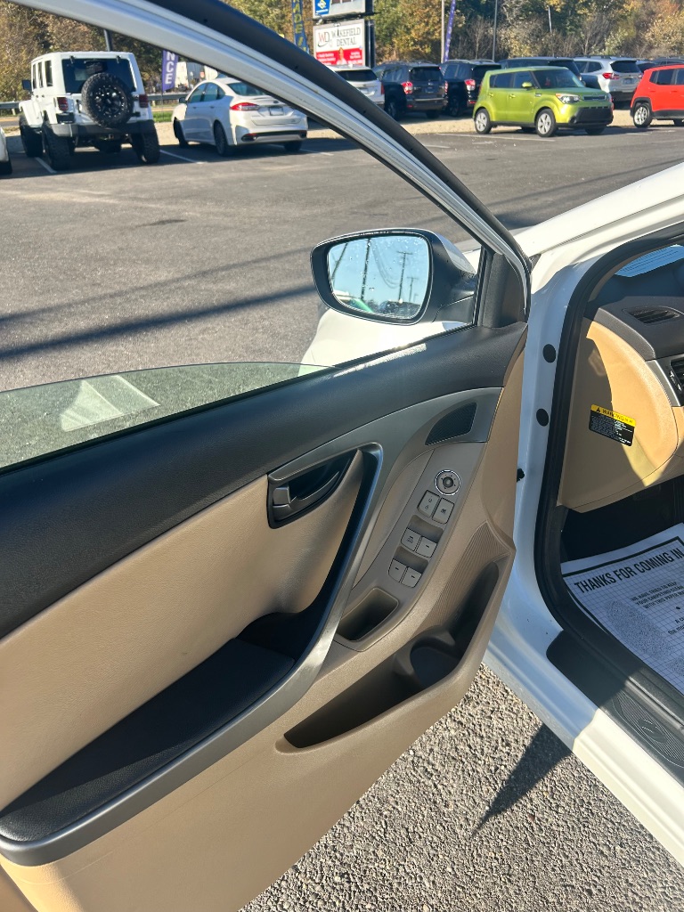 2013 Hyundai Elantra - $9,391