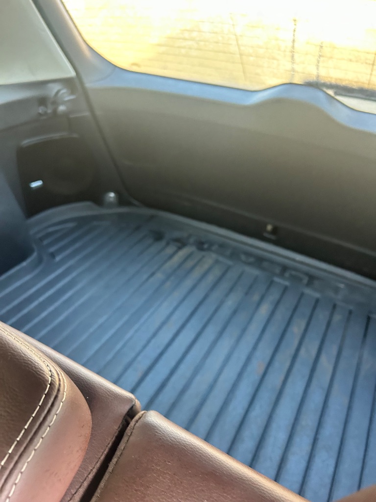 2013 Subaru Outback - $10,291