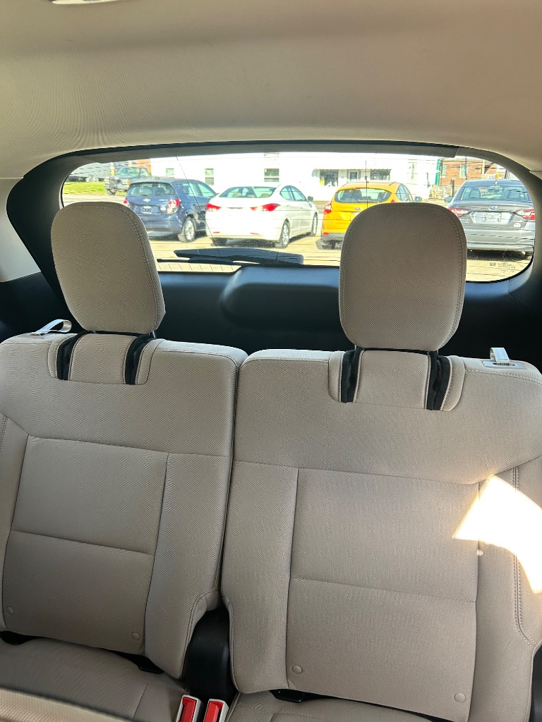 2020 Ford Explorer - $17,991