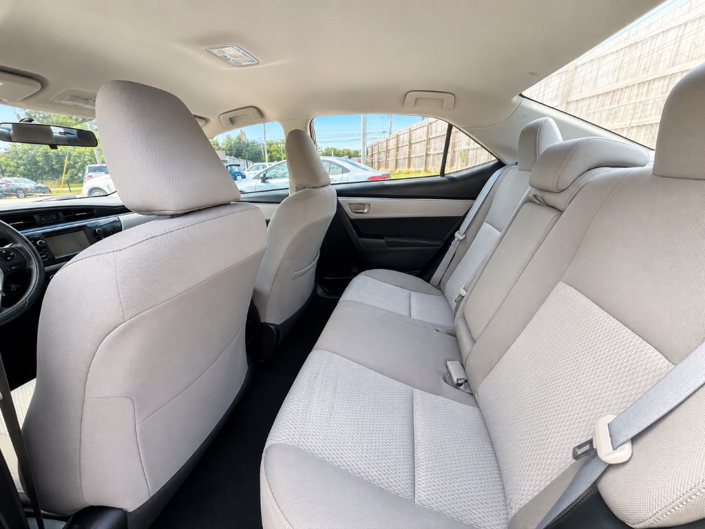 2016 Toyota Corolla - $10,000