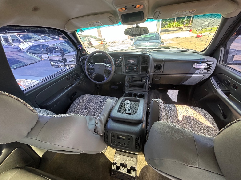 2005 Chevrolet Silverado - $15,000