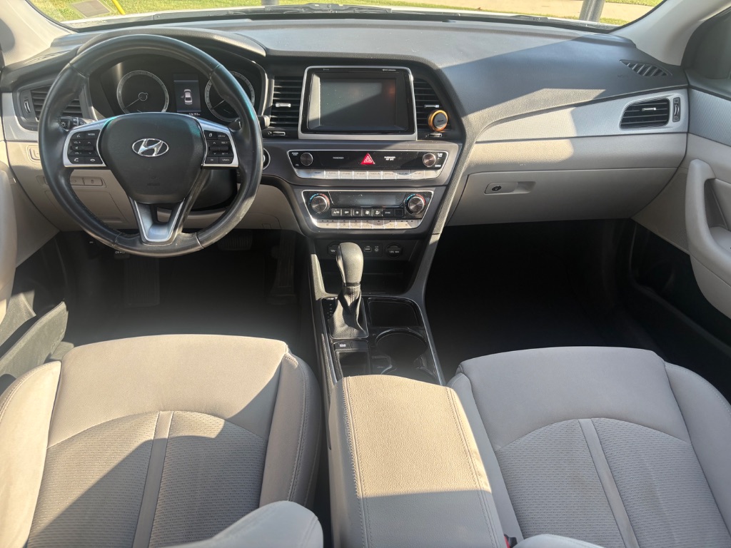 2019 Hyundai Sonata - $11,995