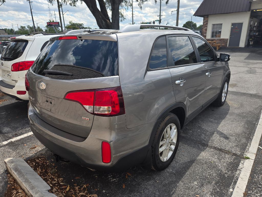 2015 Kia Sorento - $5,975