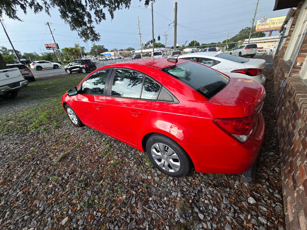 2015 Chevrolet Cruze - $4,955