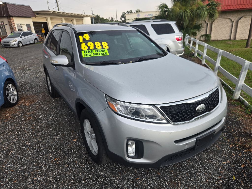 2014 Kia Sorento - $6,988