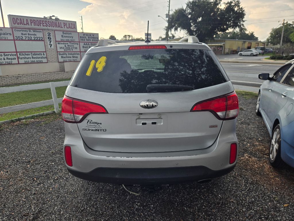 2014 Kia Sorento - $6,988