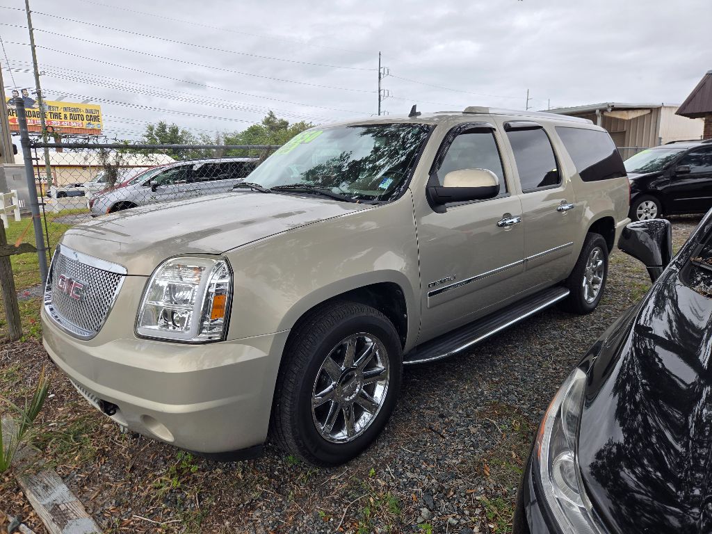 2011 GMC Yukon - $9,550