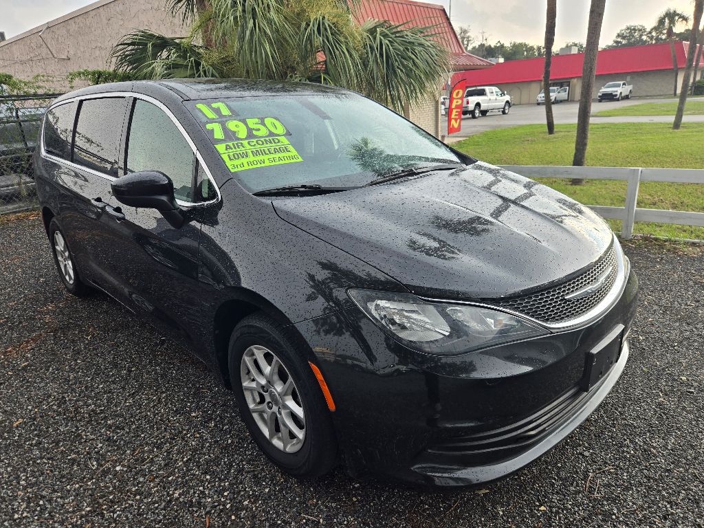 2017 Chrysler Pacifica - $6,995