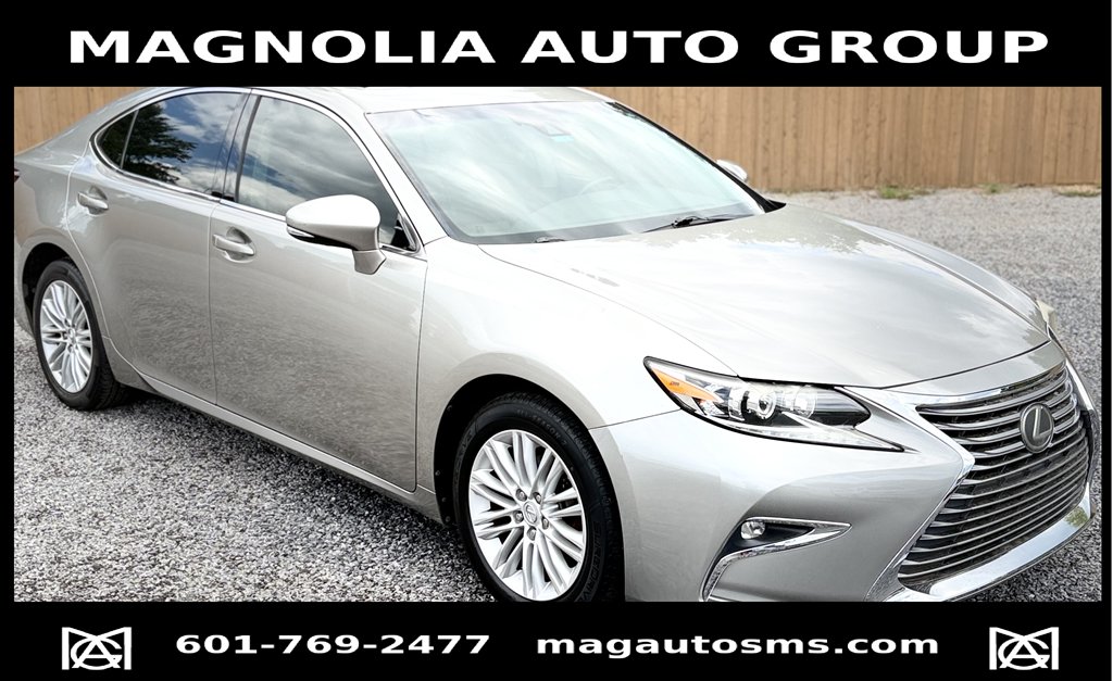 2018 Lexus ES - $22,495
