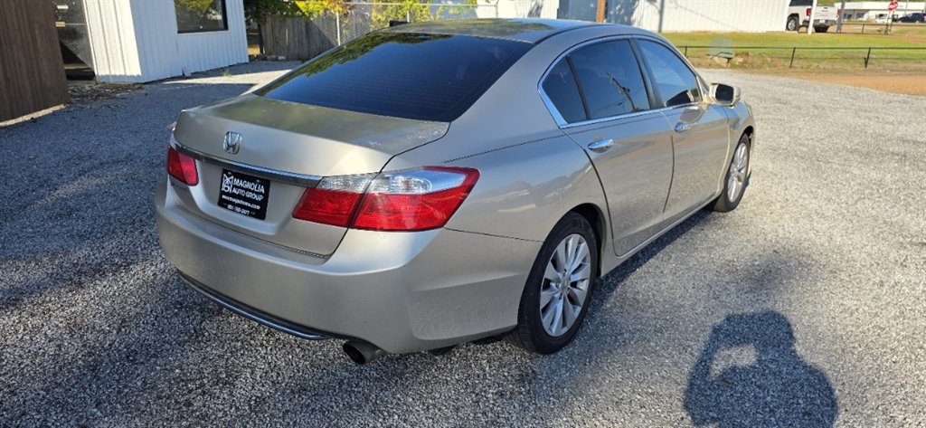 2013 Honda Accord - $12,995