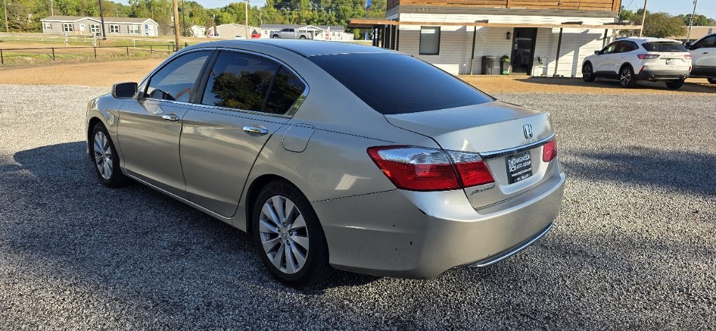 2013 Honda Accord - $12,995