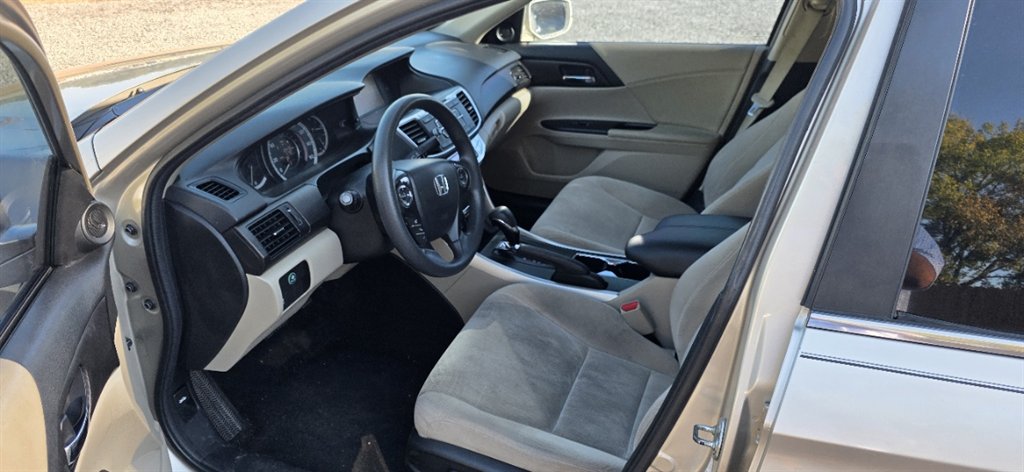 2013 Honda Accord - $12,995