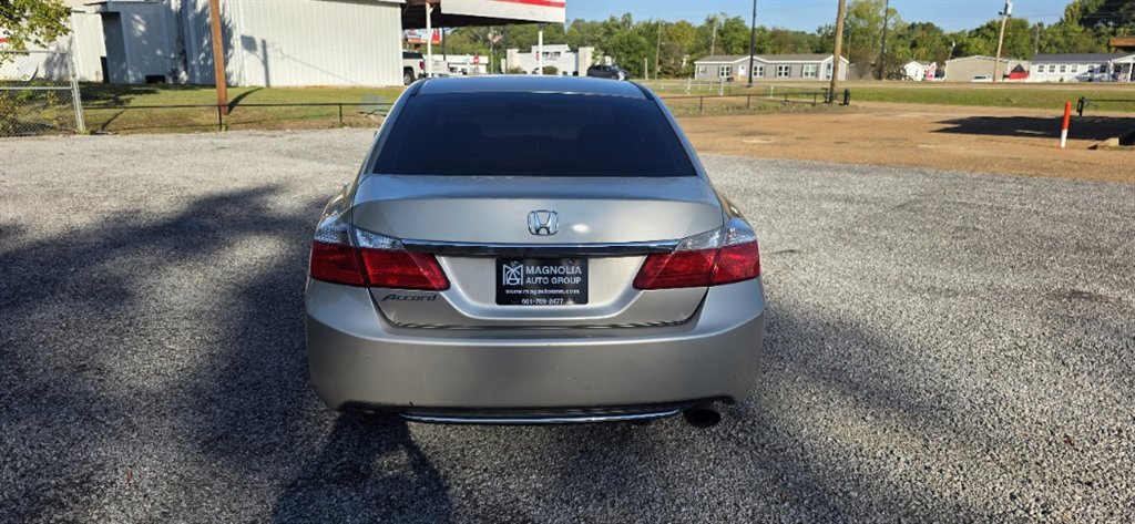 2013 Honda Accord - $12,995