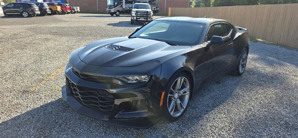 2019 Chevrolet Camaro - $24,995