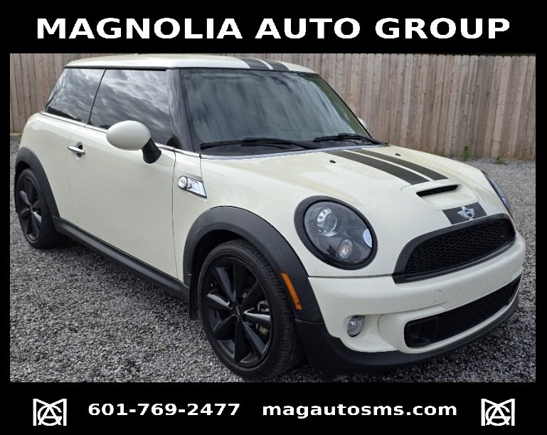 2013 MINI Cooper S Hatchback FWD
