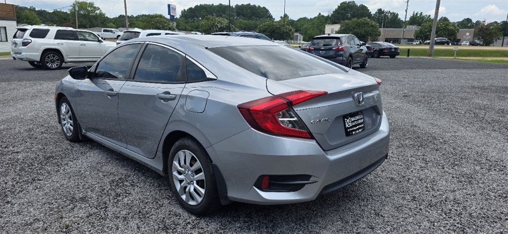 2018 Honda Civic - $17,990