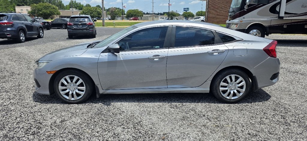 2018 Honda Civic - $17,990