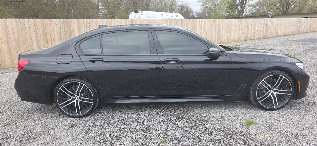 2018 BMW 740i - $26,995