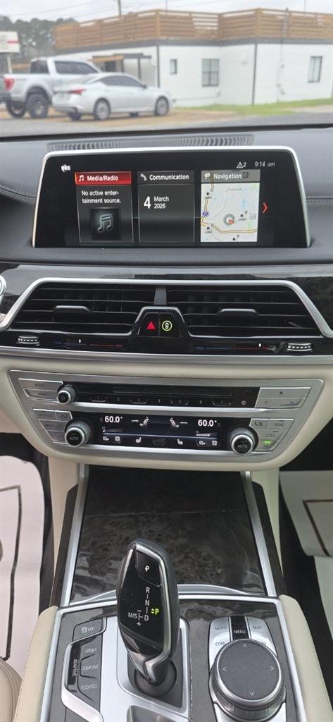 2018 BMW 740i - $26,995