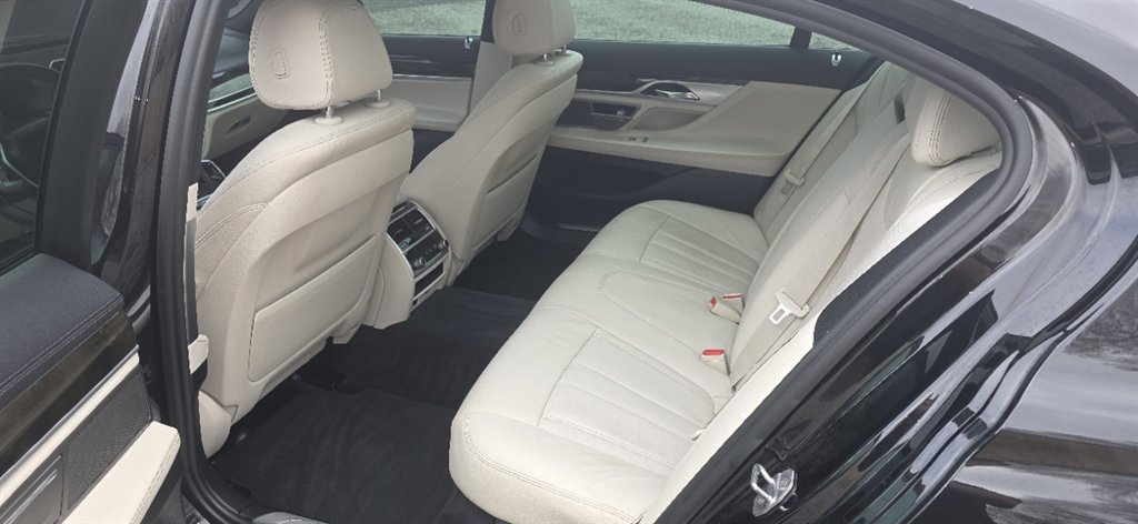 2018 BMW 740i - $26,995