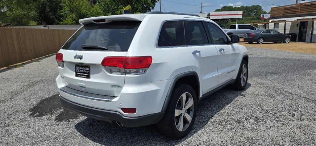 2015 Jeep Cherokee - $12,995