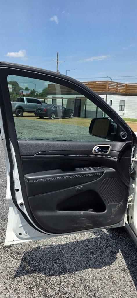 2015 Jeep Cherokee - $12,995