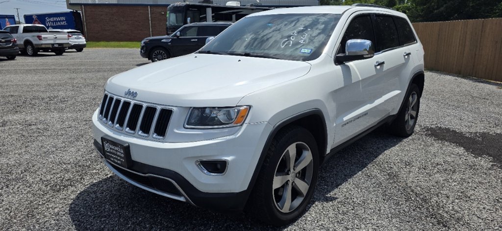 2015 Jeep Cherokee - $12,995