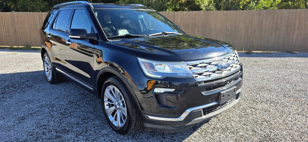 2018 Ford Explorer - $12,995