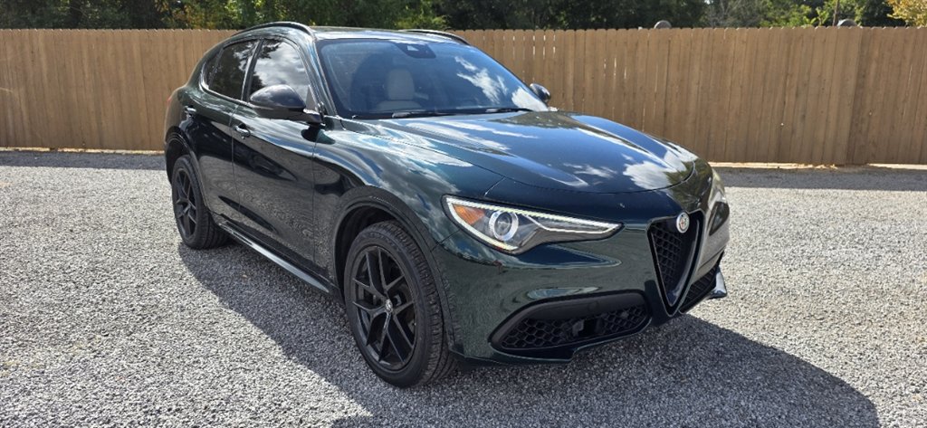 2020 Alfa Romeo Stelvio - $18,995