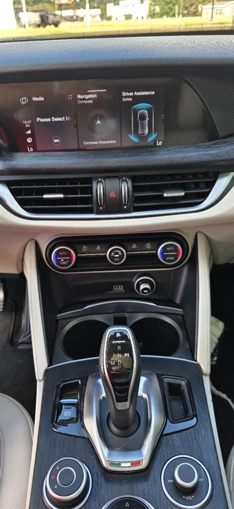 2020 Alfa Romeo Stelvio - $18,995