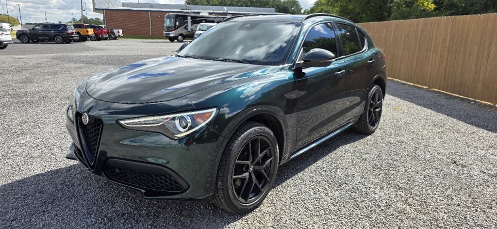 2020 Alfa Romeo Stelvio - $18,995
