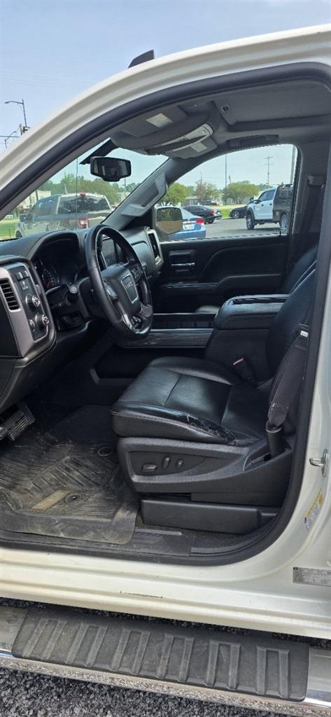 2015 GMC Sierra - $21,495