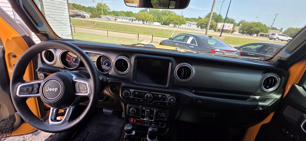 2021 Jeep Gladiator - $34,495