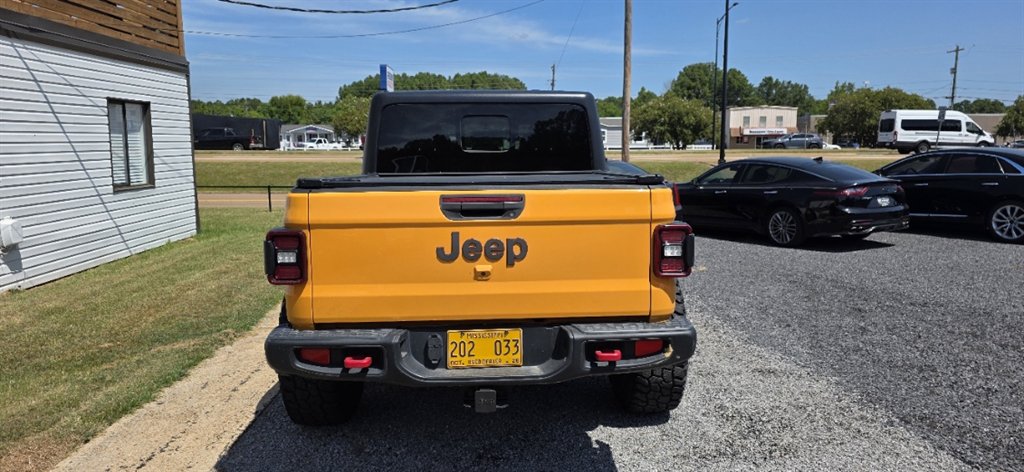 2021 Jeep Gladiator - $34,495