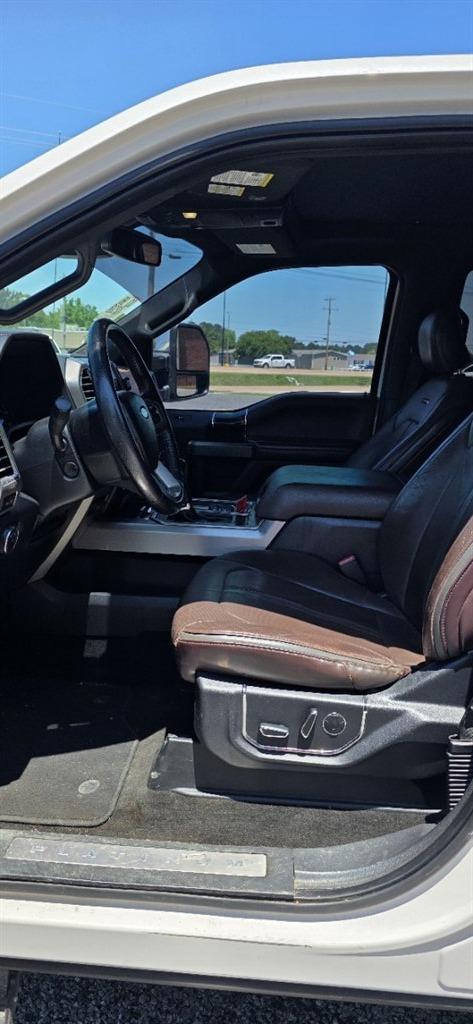 2015 Ford F-150 - $19,495