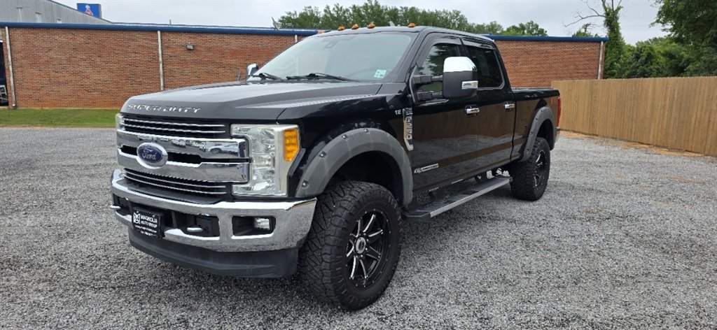 2017 Ford F-250 - $26,995