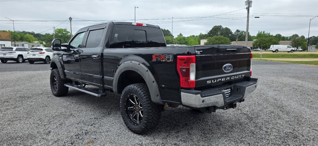 2017 Ford F-250 - $26,995