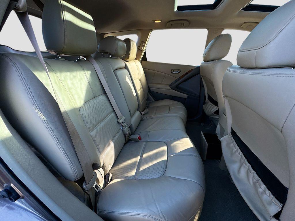 2011 Nissan Murano - $5,555