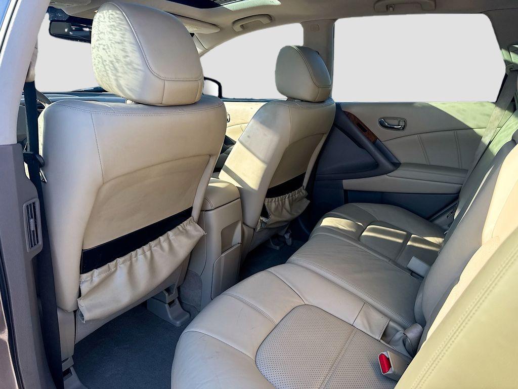 2011 Nissan Murano - $5,555