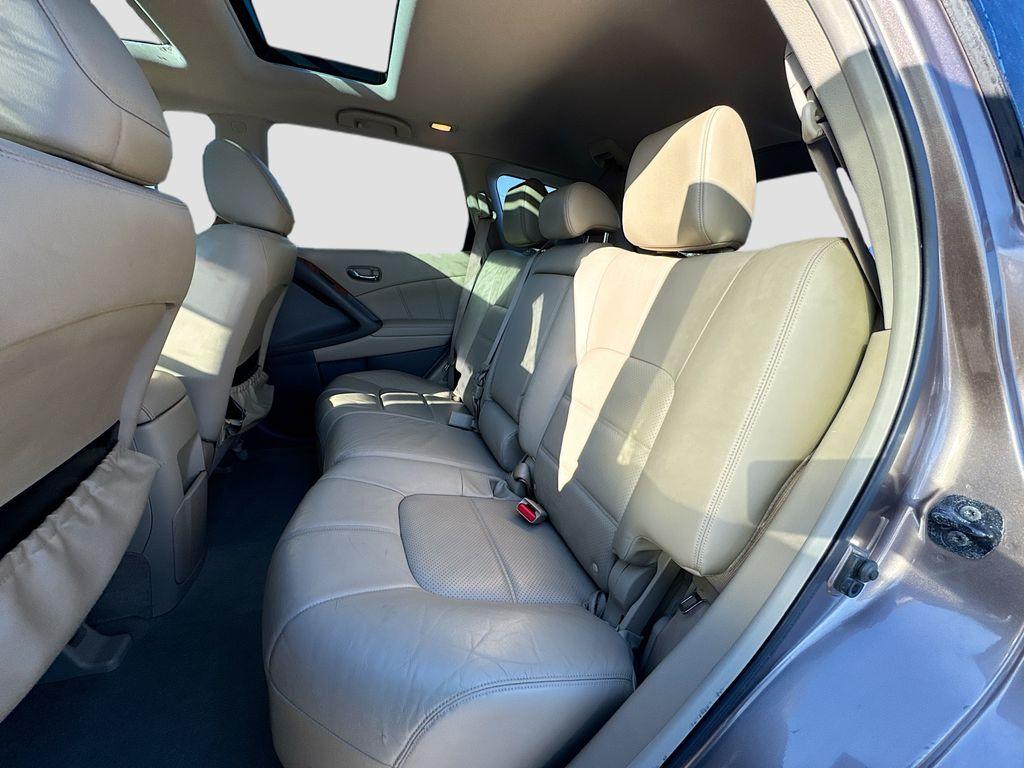 2011 Nissan Murano - $5,555