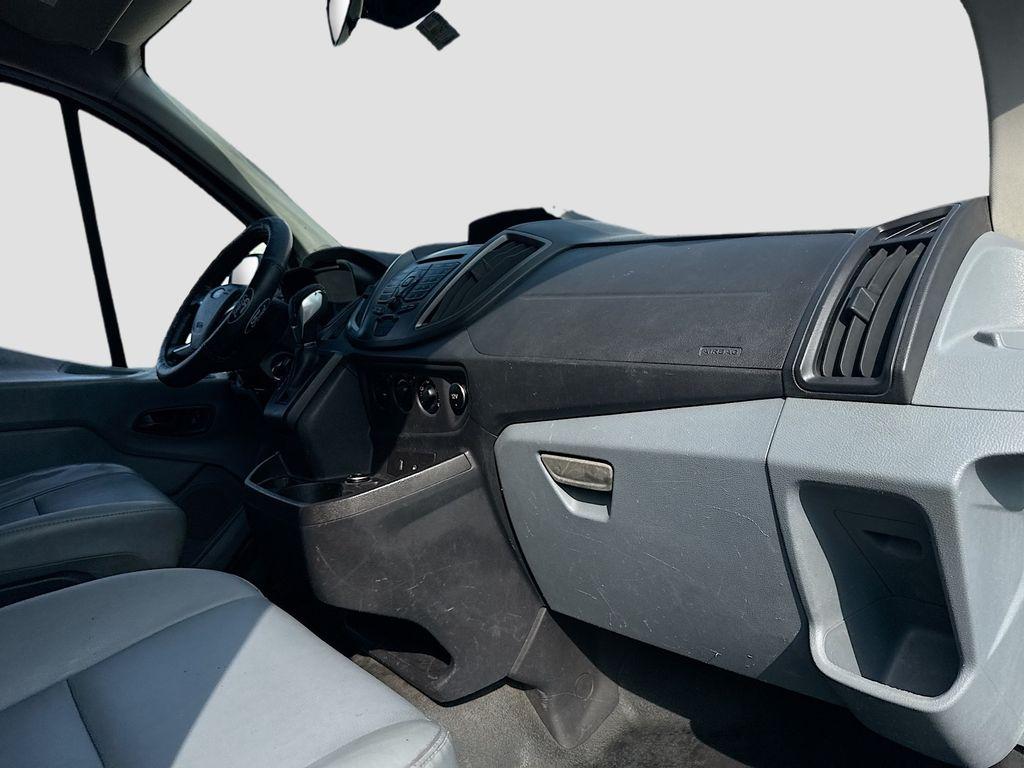 2015 Ford Transit - $9,555