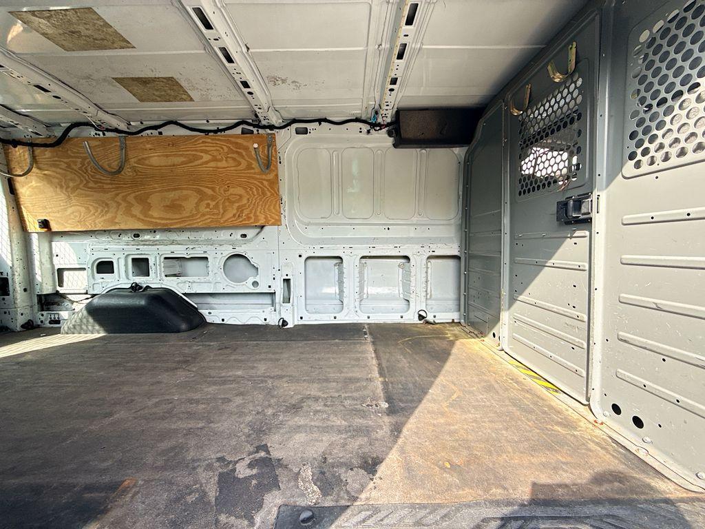 2015 Ford Transit - $9,555