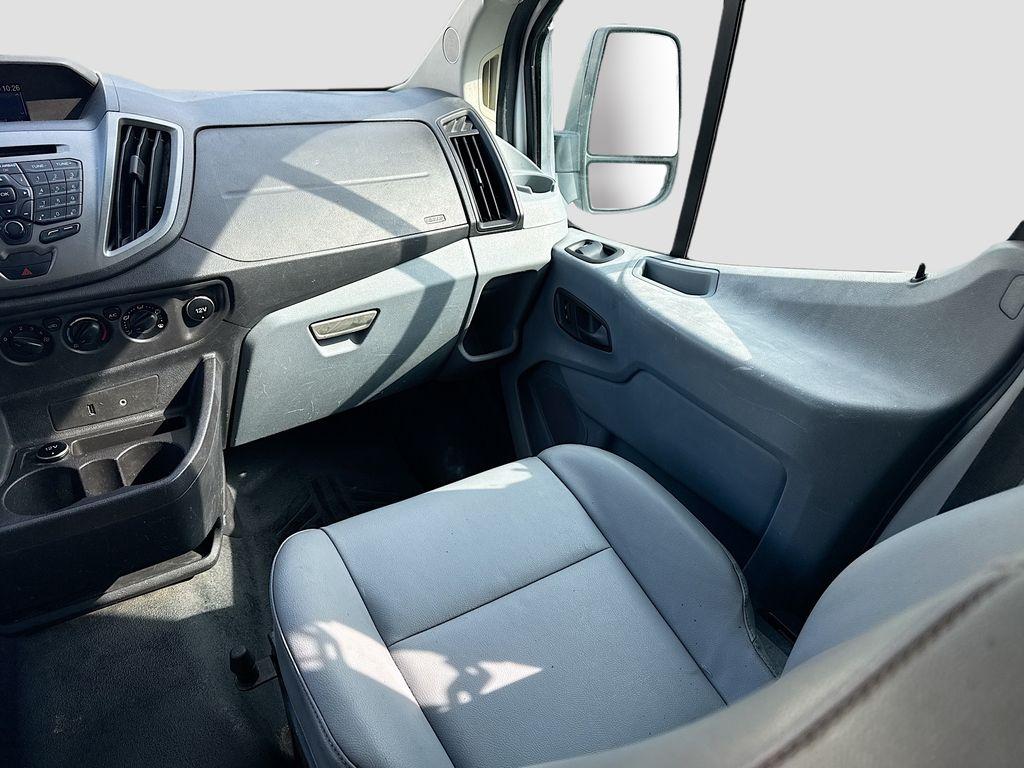 2015 Ford Transit - $9,555