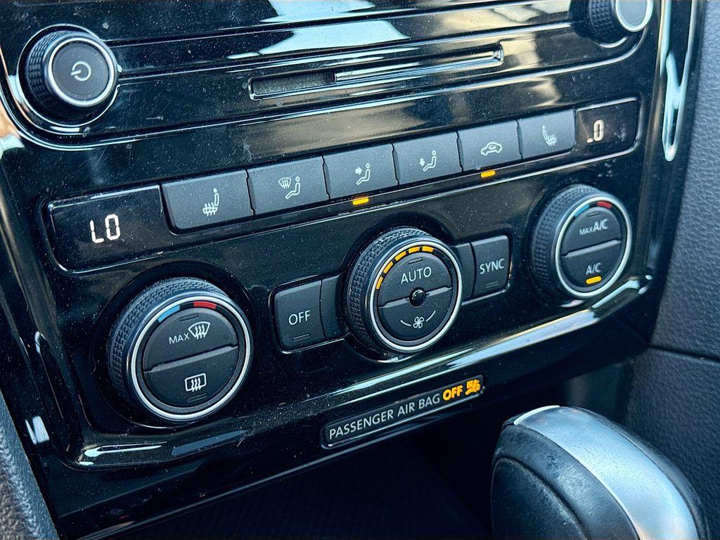 2021 Volkswagen Passat - $12,888