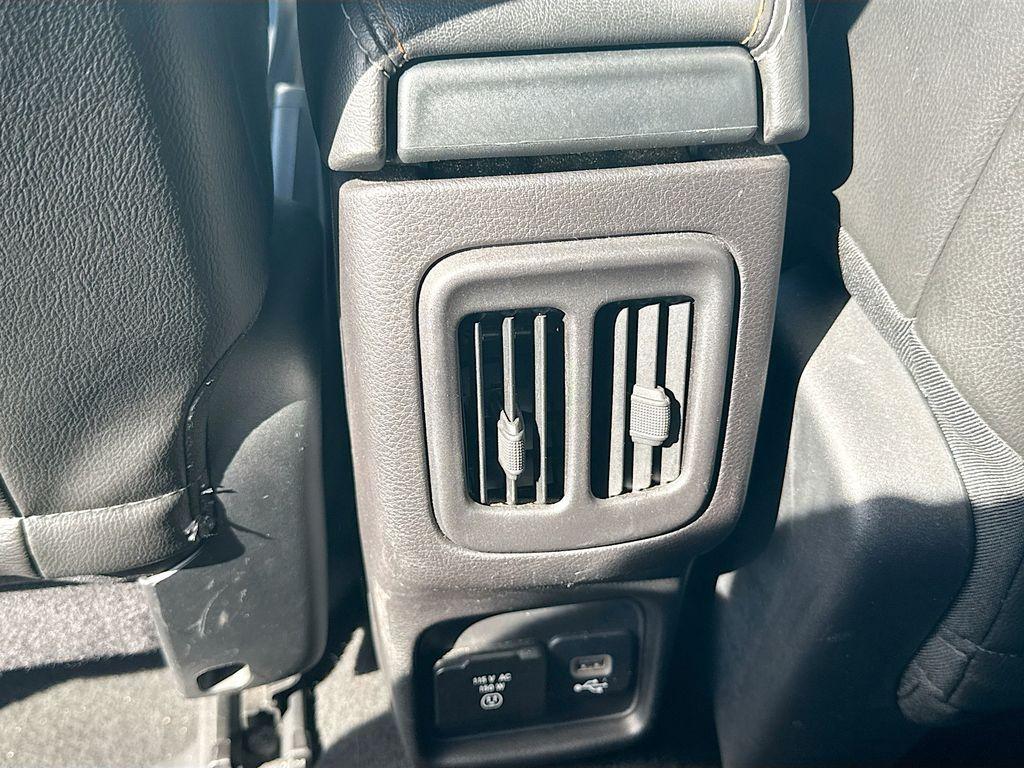2018 Jeep Compass - $12,777