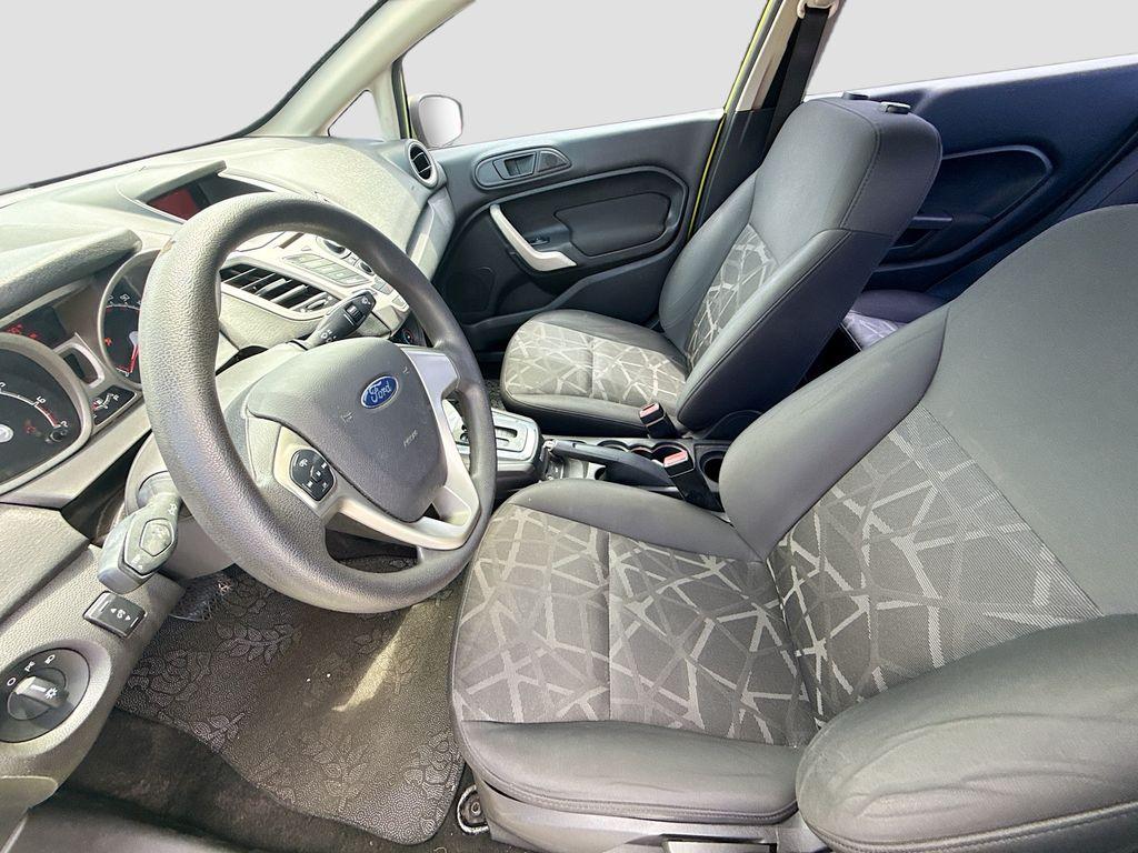 2011 Ford Fiesta - $6,100