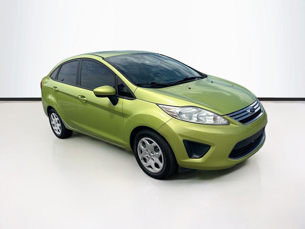 2011 Ford Fiesta - $6,100